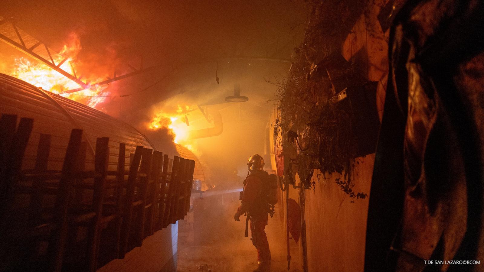 abcnews.com - Kevin Shalvey - Violent' fire destroys Enfants Rouges food market in Paris, officials say