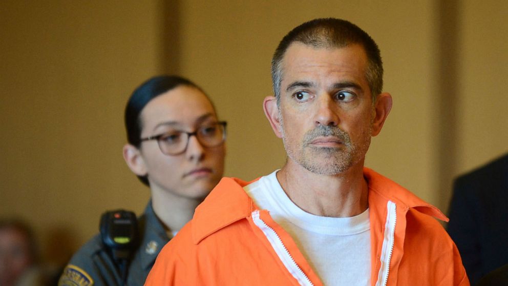 PHOTO:Fotis Dulos stands during a hearing at Stamford Superior Court, June 11, 2019 in Stamford, Conn.