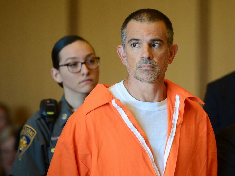 PHOTO:Fotis Dulos stands during a hearing at Stamford Superior Court, June 11, 2019 in Stamford, Conn.