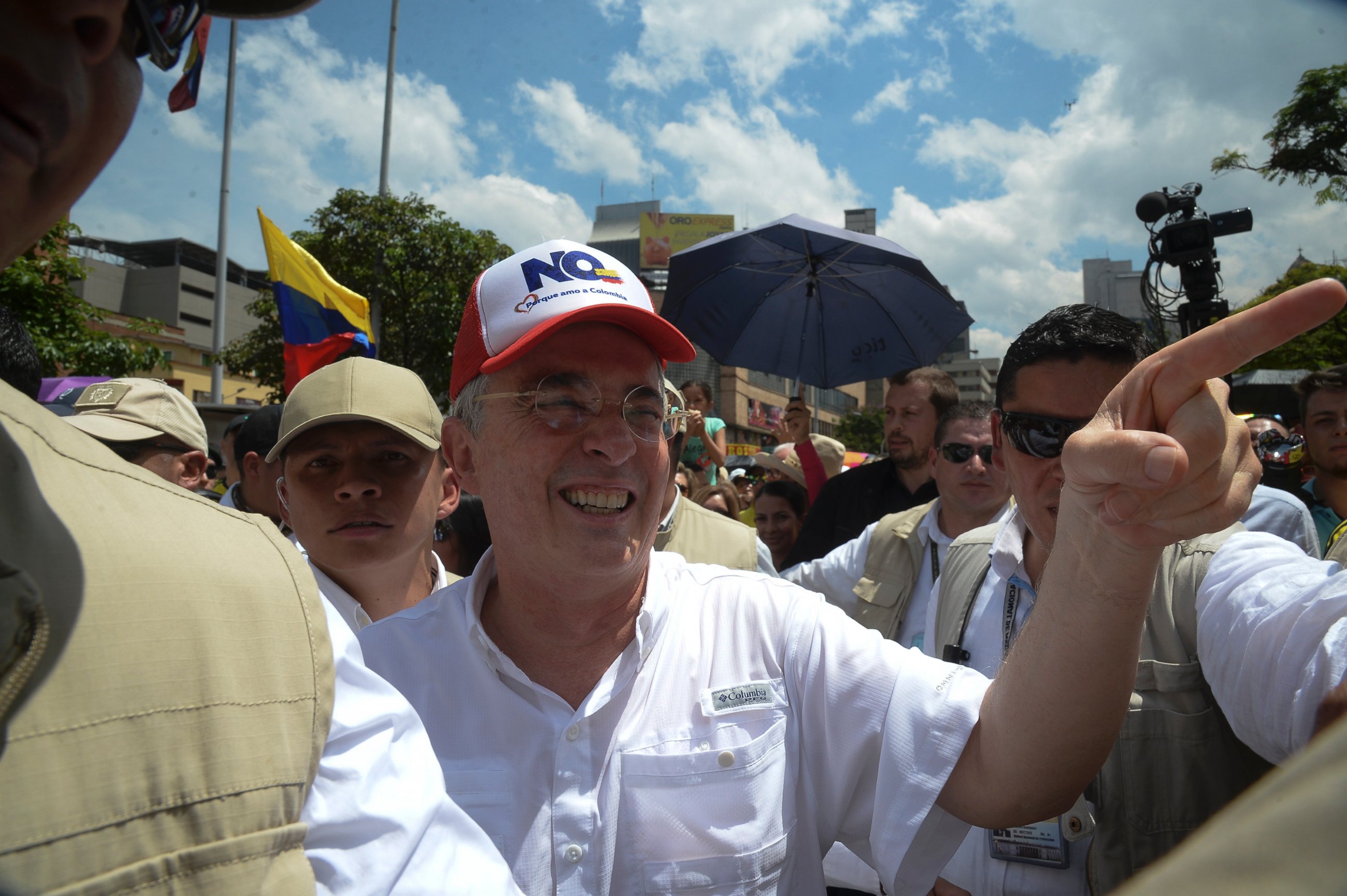 PHOTO: Former Colombian president and current senator Alvaro Uribe leads a march of his supporters against the goverment of Juan Manuel Santos and the peace agreement with the FARC rebels, in Medellin, Antioquia department, Colombia, April  1, 2017.