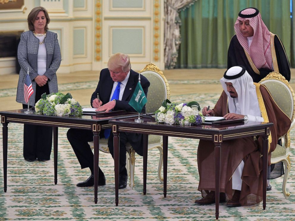 PHOTO: President Donald Trump and Saudi Arabia's King Salman bin Abdulaziz al-Saud take part in a signing ceremony at the Saudi Royal Court in Riyadh, May 20, 2017.