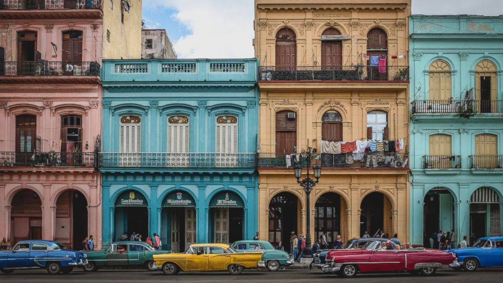 PHOTO: Colonial buildings appear in this undated photo of old Havana, with many colorful old american cars driving along the road.
