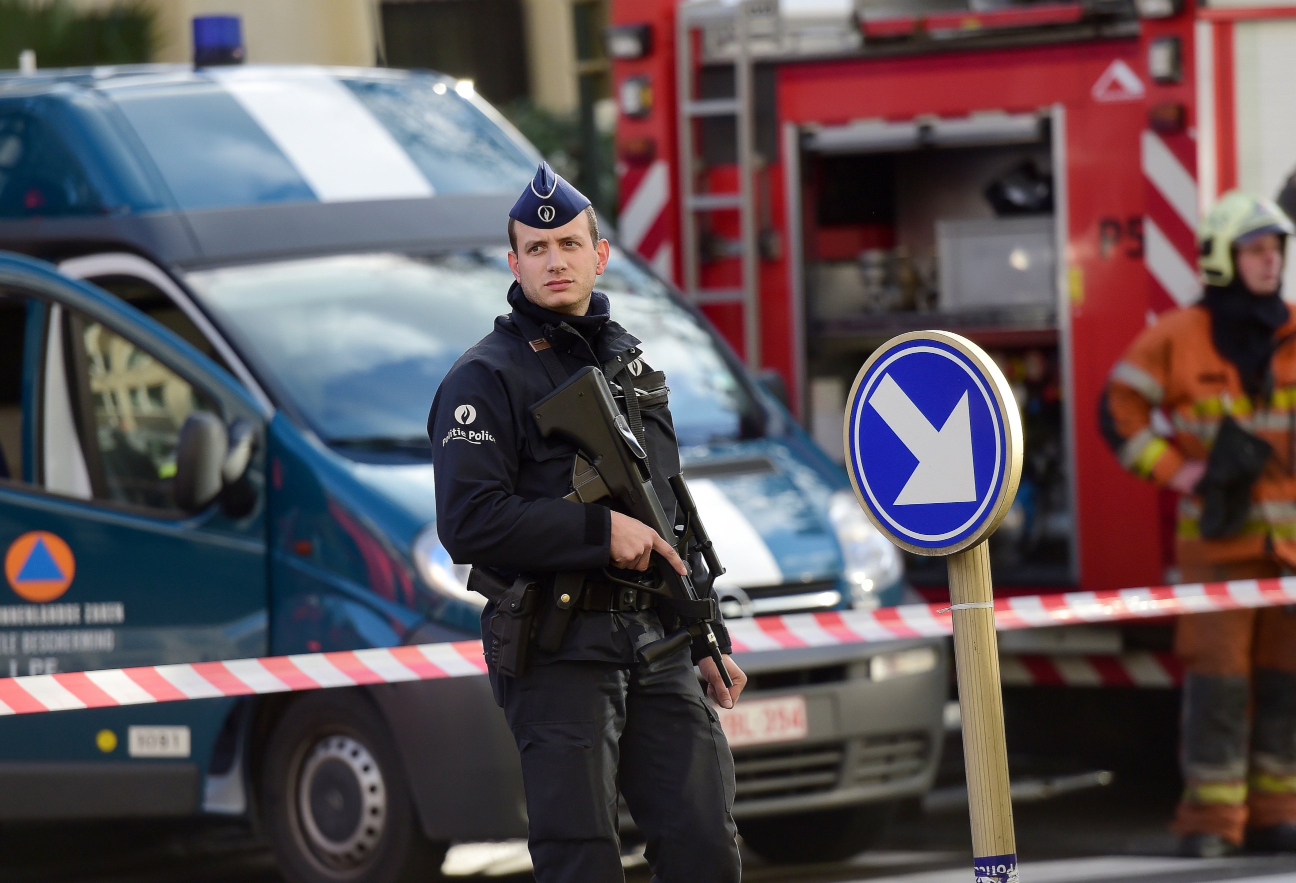 PHOTO: Policemen and firemen set a security cordon around Brussels' Great Mosque in Brussels on Nov. 26, 2015.