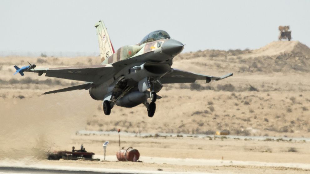 An Israeli F-16 I fighter jet takes off during a display for foreign media at the Ramon air force base in the Negev Desert, southern Israel, on October 21, 2013. 