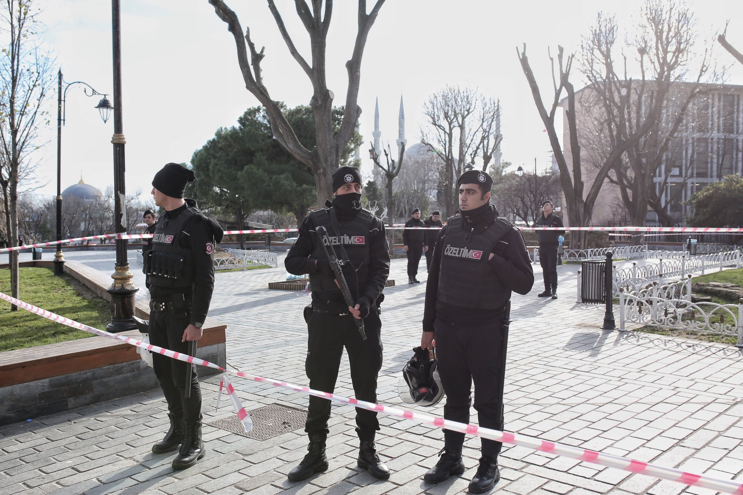 PHOTO: Turkish police secure the area after an explosion in the central Istanbul Sultanahmet district on Jan. 12, 2016 in Istanbul, Turkey.