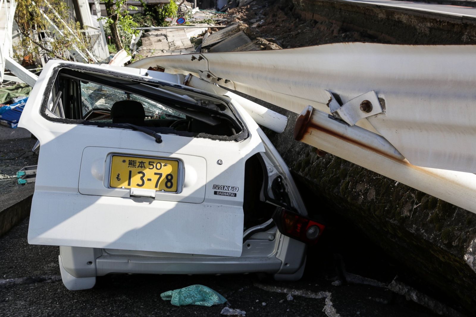 japan-hit-by-earthquakes-aftershocks-photos-image-271-abc-news