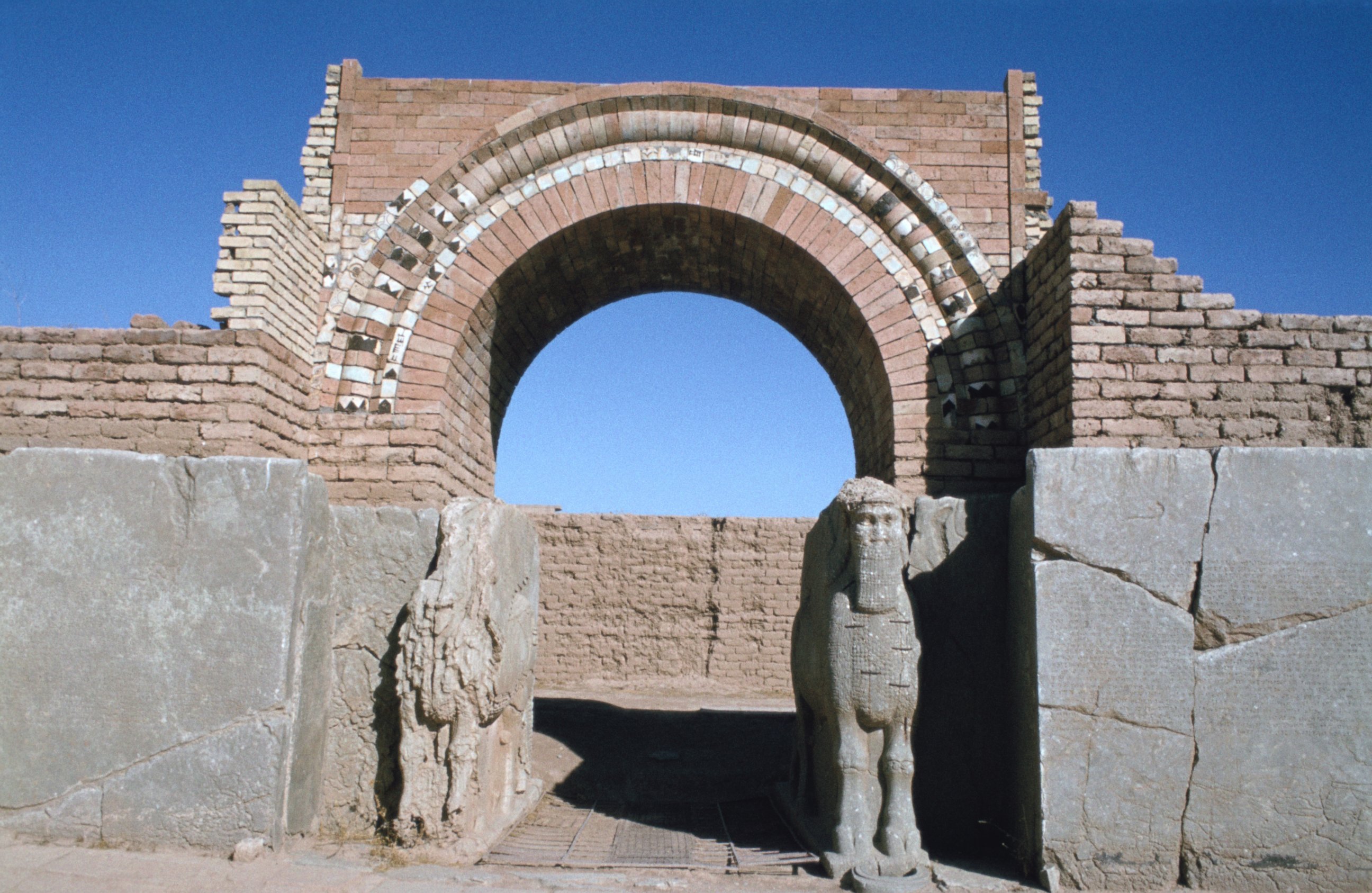 PHOTO: A gate at the Northwest Palace in Nimrud, Iraq, 1977.