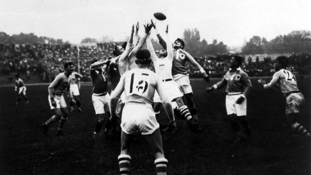 PHOTO: Teams from France and the United States play in the gold medal Rugby game in the 1924 Olympic Games in May 1924.