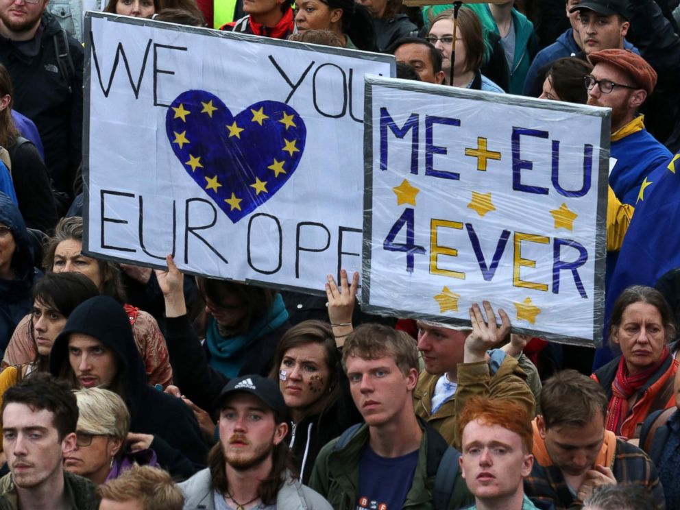 Thousands Protest Against Brexit in London's Trafalgar Square - ABC News