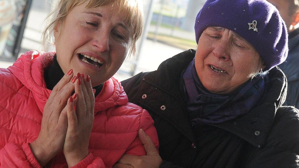 Relatives and friends react at Pulkovo International Airport outside Saint Petersburg after a Russian plane with 224 people on board crashed in a mountainous part of Egypt's Sinai Peninsula, Oct. 31, 2015.  