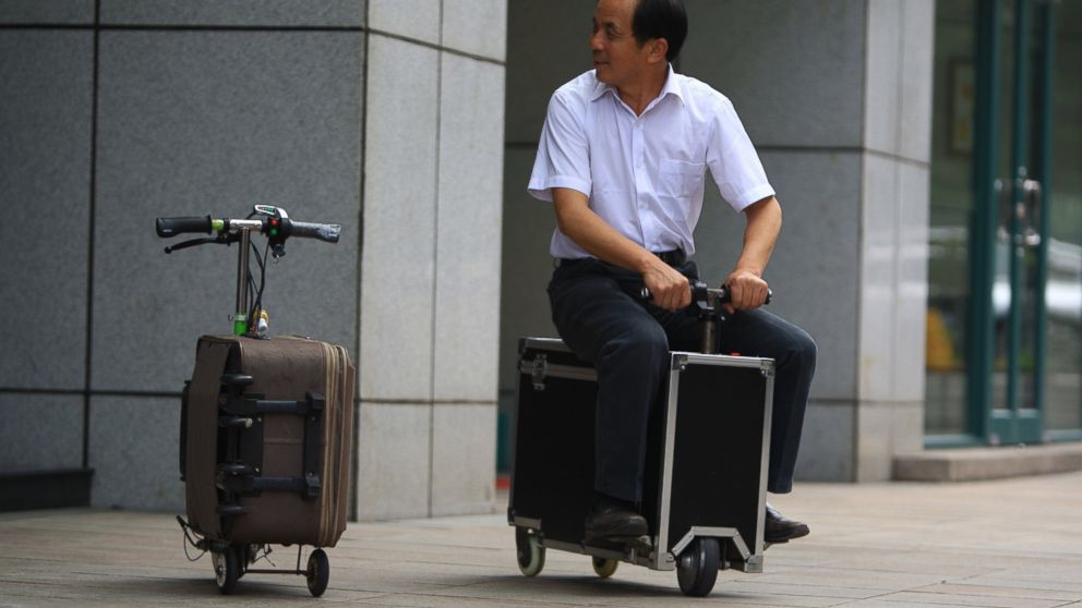 motorized luggage