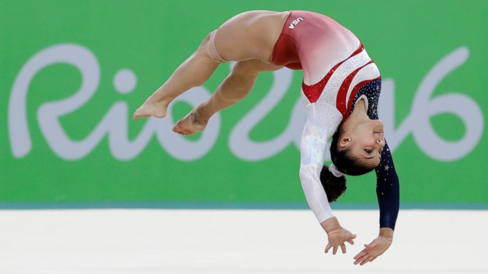 PHOTO: United States' Lauren Hernandez performs on the floor during the artistic gymnastics women's team final at the 2016 Summer Olympics in Rio de Janeiro, Brazil, Aug. 9, 2016.