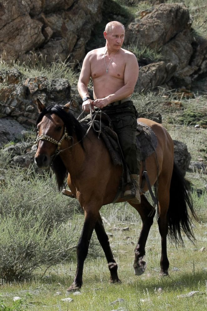 PHOTO: Russian Prime Minister Vladimir Putin rides a horse during his vacation outside the town of Kyzyl in Southern Siberia on August 3, 2009.