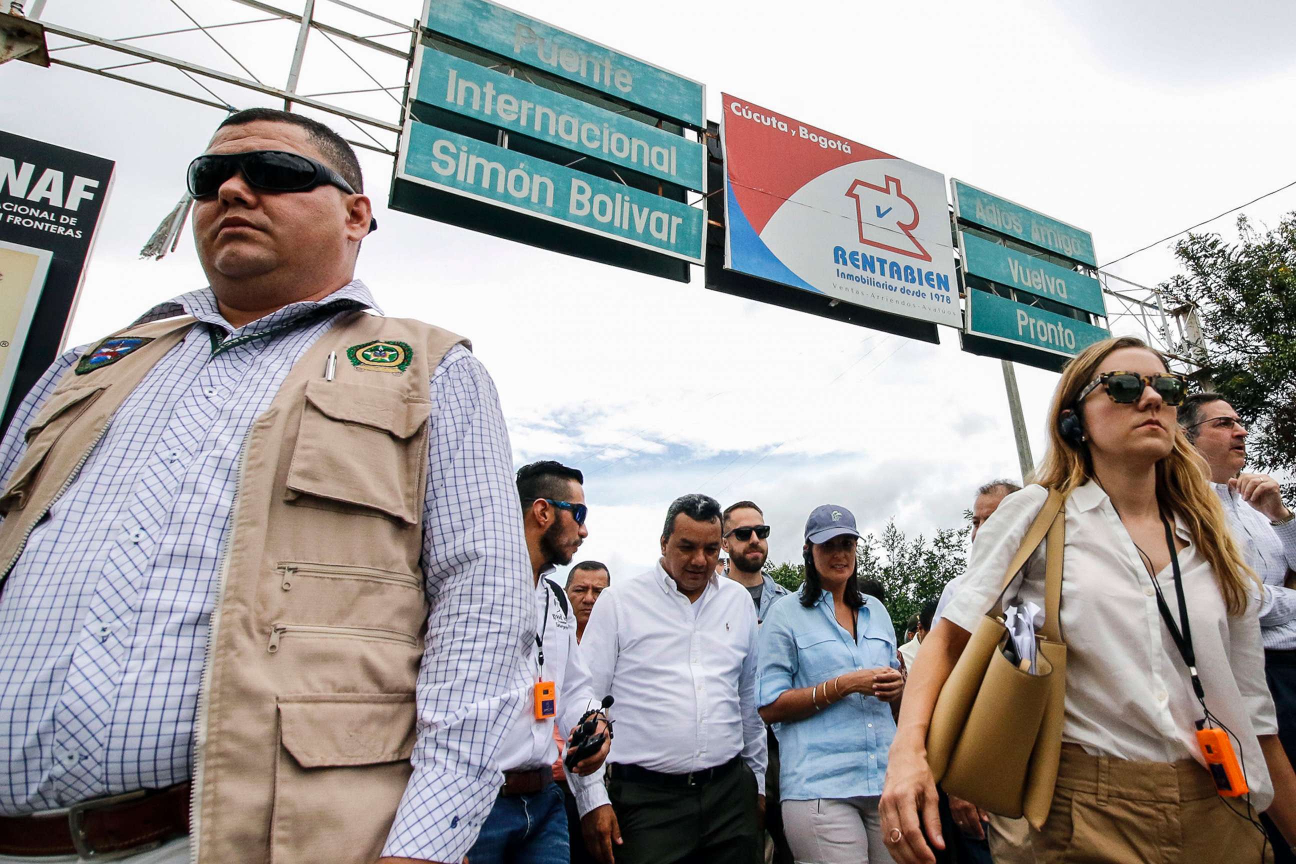 PHOTO: U.S. Ambassador to the United Nations Nikki Haley, center in blue hat, walks on the Simon Bolivar International Bridge in Cucuta, Colombia, on the border with Venezuela, August 8, 2018.