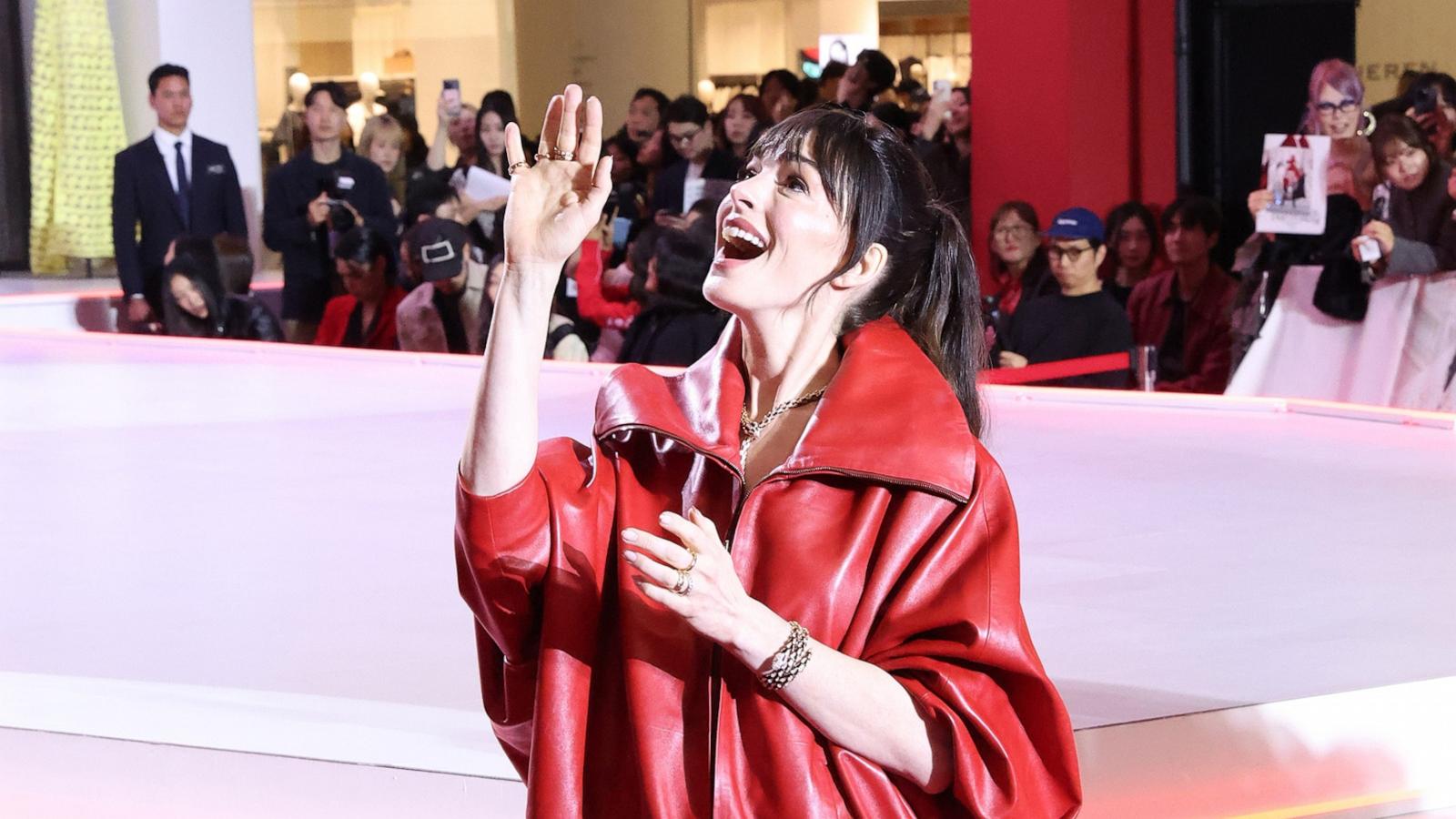 PHOTO: Anne Hathaway attends 'The Devil Wears Prada 2' - Seoul Premiere at the Times Square on April 08, 2026 in Seoul, South Korea.