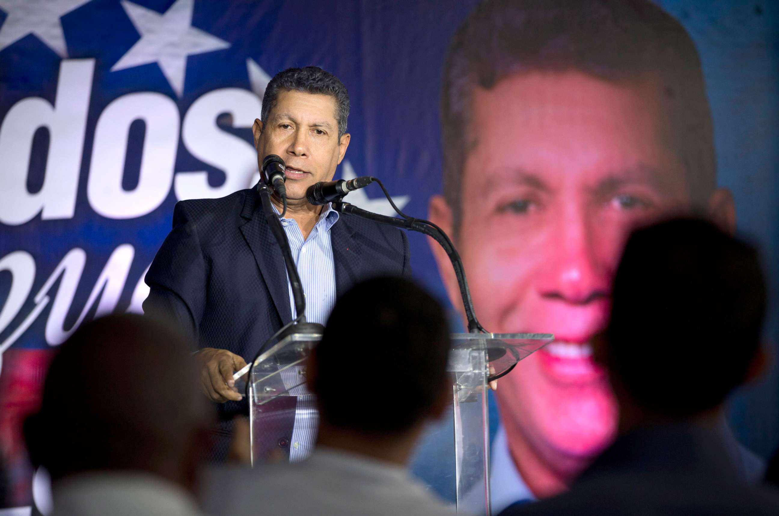 PHOTO: Venezuelan independent presidential candidate Henri Falcon speaks to supporters during a joint event with independent presidential candidate Luis Ratti, in Caracas, Venezuela, May 8, 2018.