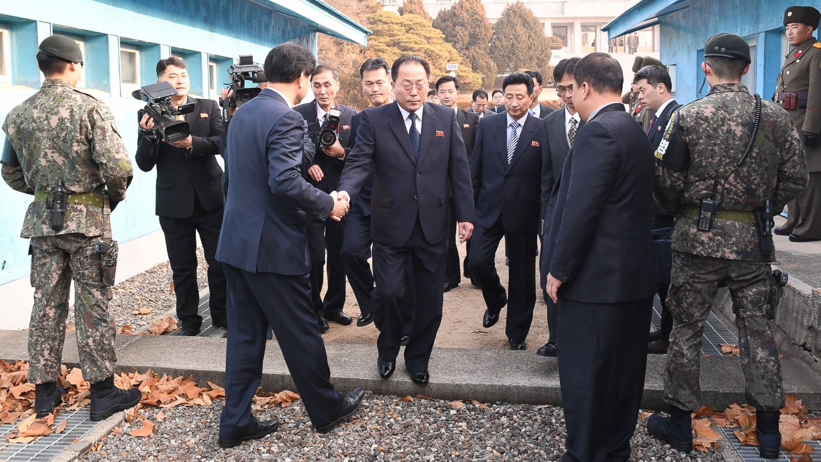 North and South Korea hold new round of talks - Good Morning America