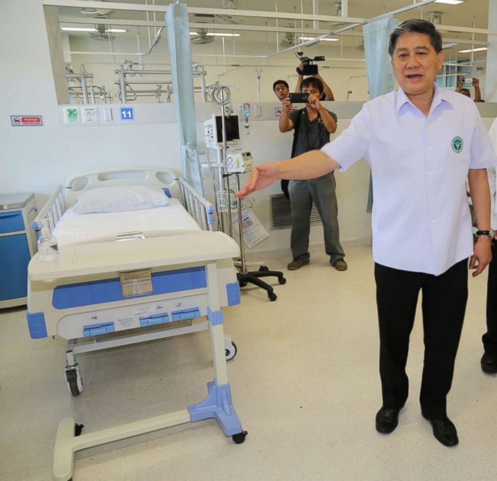 PHOTO: Jetsada Chokesamrongsook, Deputy Minister of Department of Health in Thailand, give reporters a tour of the hospital in Chiang Rai, where the boys rescued from a flooded jungle cave are being treated.