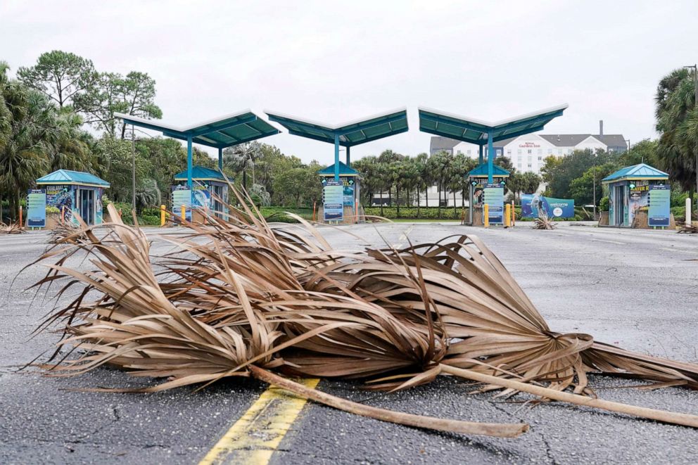 PHOTO: The entrance to the Sea World theme park is seen as the park is closed today and Thursday as Hurricane Ian bears down on the state, Orlando, Fla., Sept. 28, 2022.