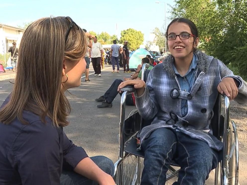 PHOTO: Nageen Mustafa, 16, has spent 20 days traveling from Kobani, Syria to the Serbian border with Hungary.