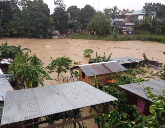 In Photos: Typhoon Haiyan Photos - ABC News