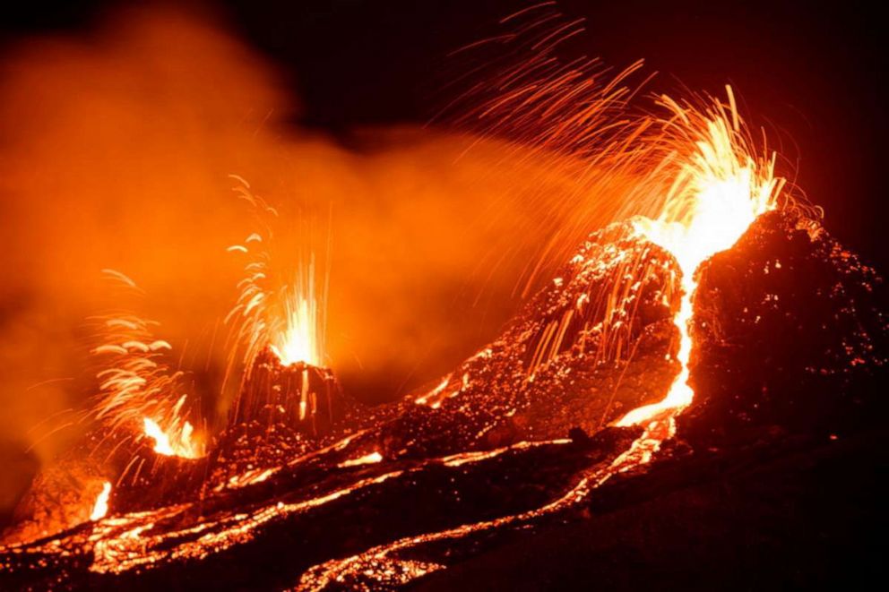 PHOTO: Volcanic eruption in Geldingadalur in Reykjanes peninsula in Iceland, March 20, 2021.