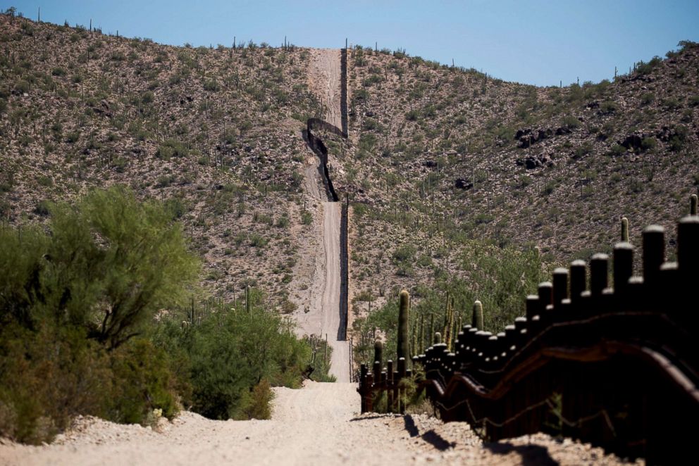 PHOTO: The U.S.-Mexico border is seen near Lukeville, Pima County, Ariz., Sept. 11, 2018.