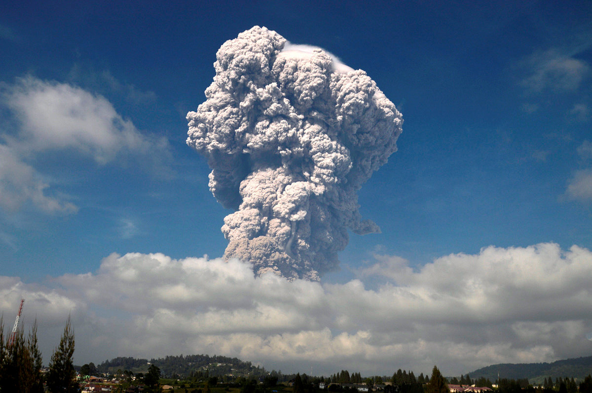PHOTO: Ash from Mount Sinabung volcano rises to an approximate height of 5,000 meters during an eruption in Karo, North Sumatra, Indonesia on Feb. 19, 2018.
