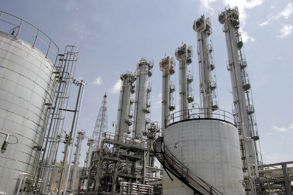 PHOTO: A general view of a heavy water plant in Arak, south of Tehran, Iran, Aug. 26, 2006. 