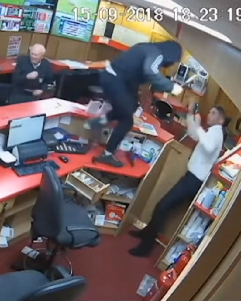 Robber assaults woman xxx Here against robber assaults woman xxx