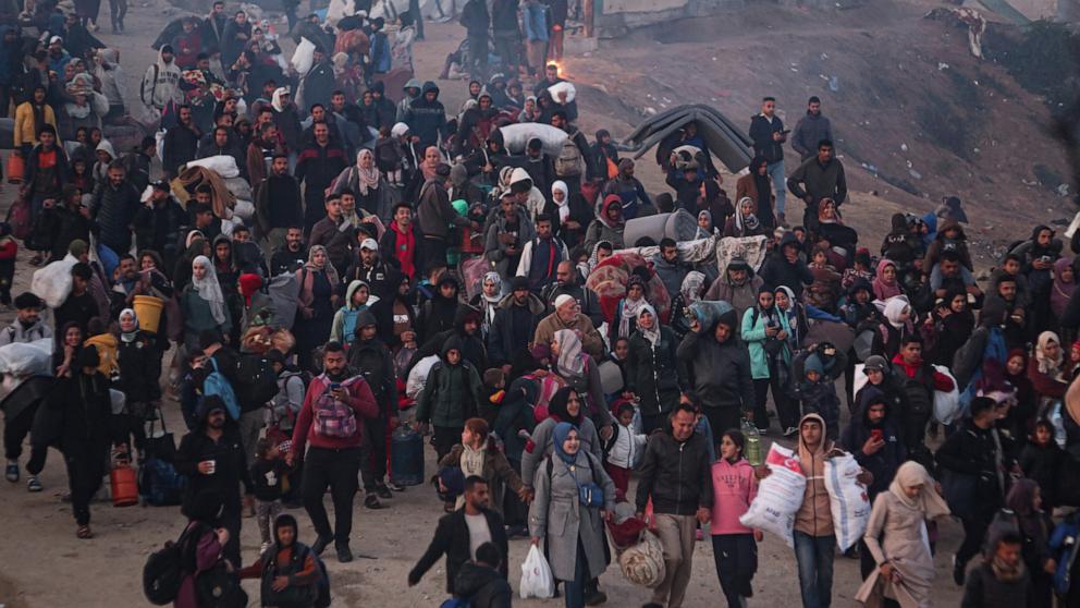 PHOTO: Displaced Palestinians return to their homes in the northern part of the Gaza Strip, Jan. 27, 2025, days after the ceasefire deal between Israel and Hamas came into effect.
