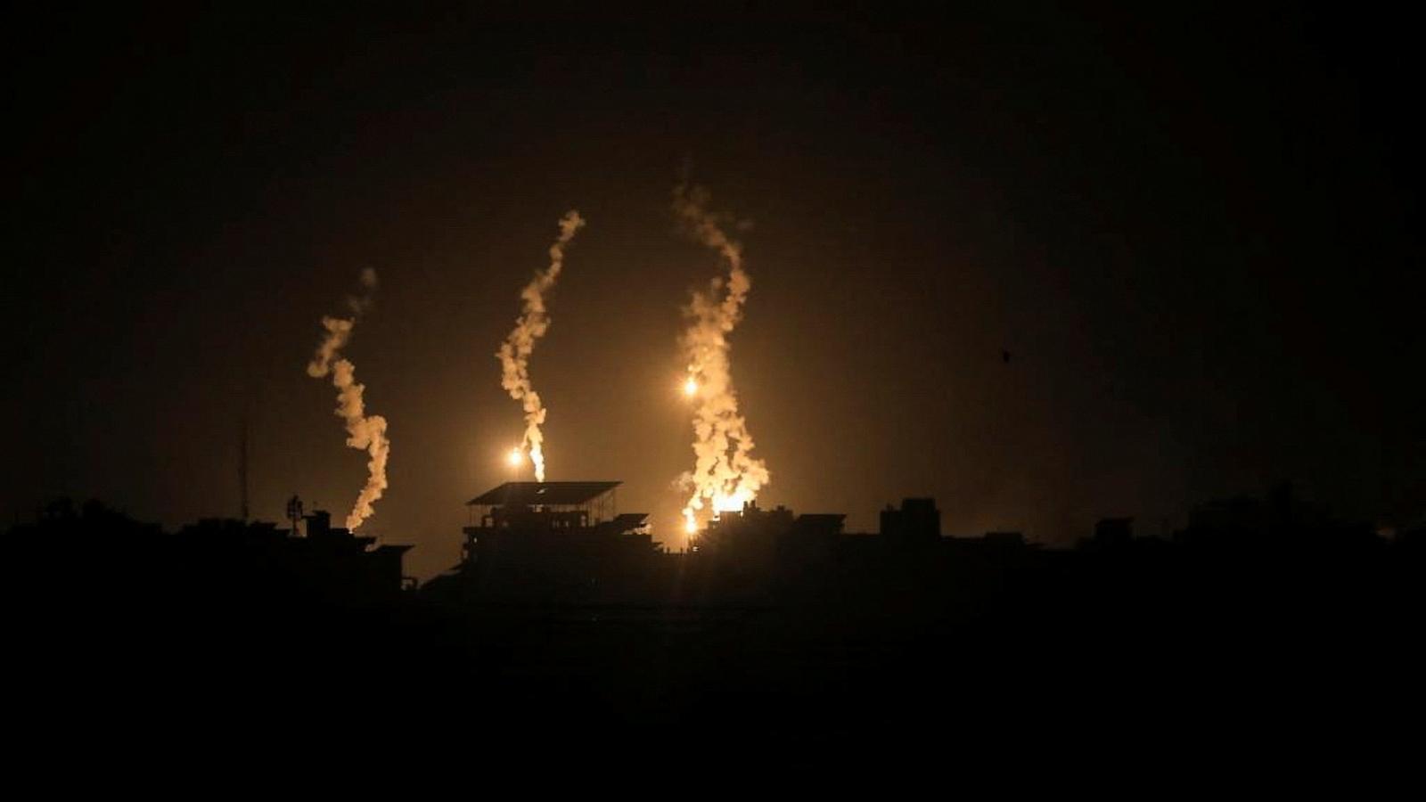 Israel-Gaza Live-Updates: Israel greift 450 Orte im Gazastreifen an und ...
