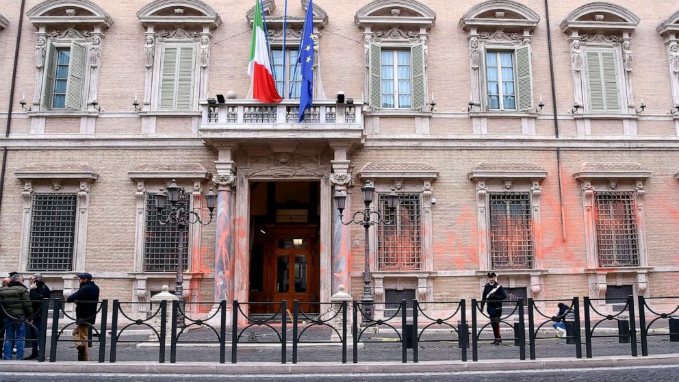 L’Italia prevede pesanti multe per atti vandalici di monumenti e siti culturali