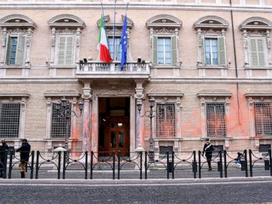 Italy plans hefty fines for vandalism to monuments, cultural sites ...