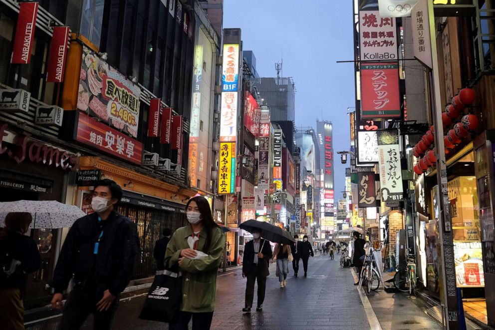 PHOTO: A general view shows the entertainment area of Kabukicho in Tokyo's Shinjuku on May 21, 2020.