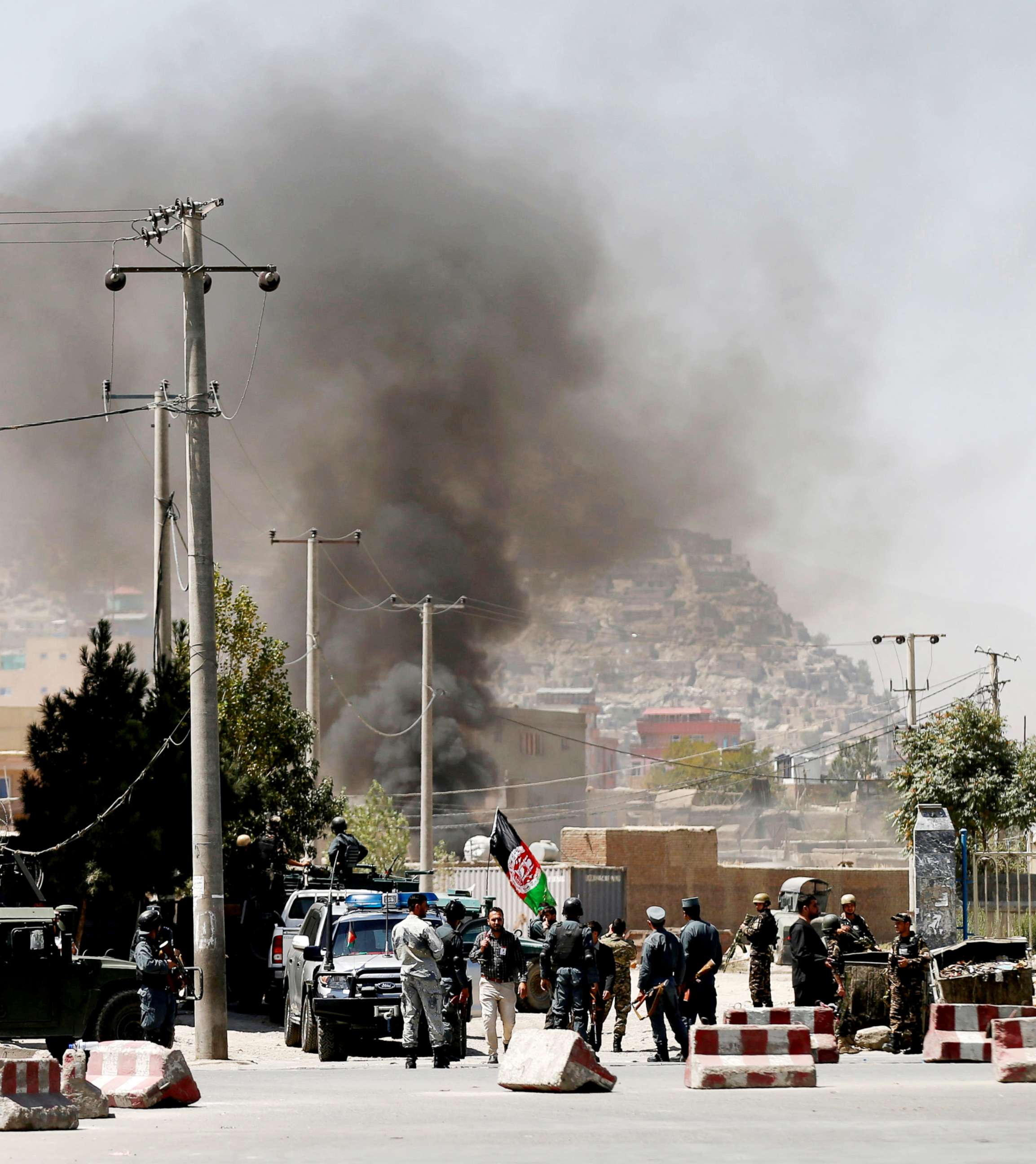 PHOTO: Smoke rises from the site of an attack in Kabul, Afghanistan Aug. 21, 2018.