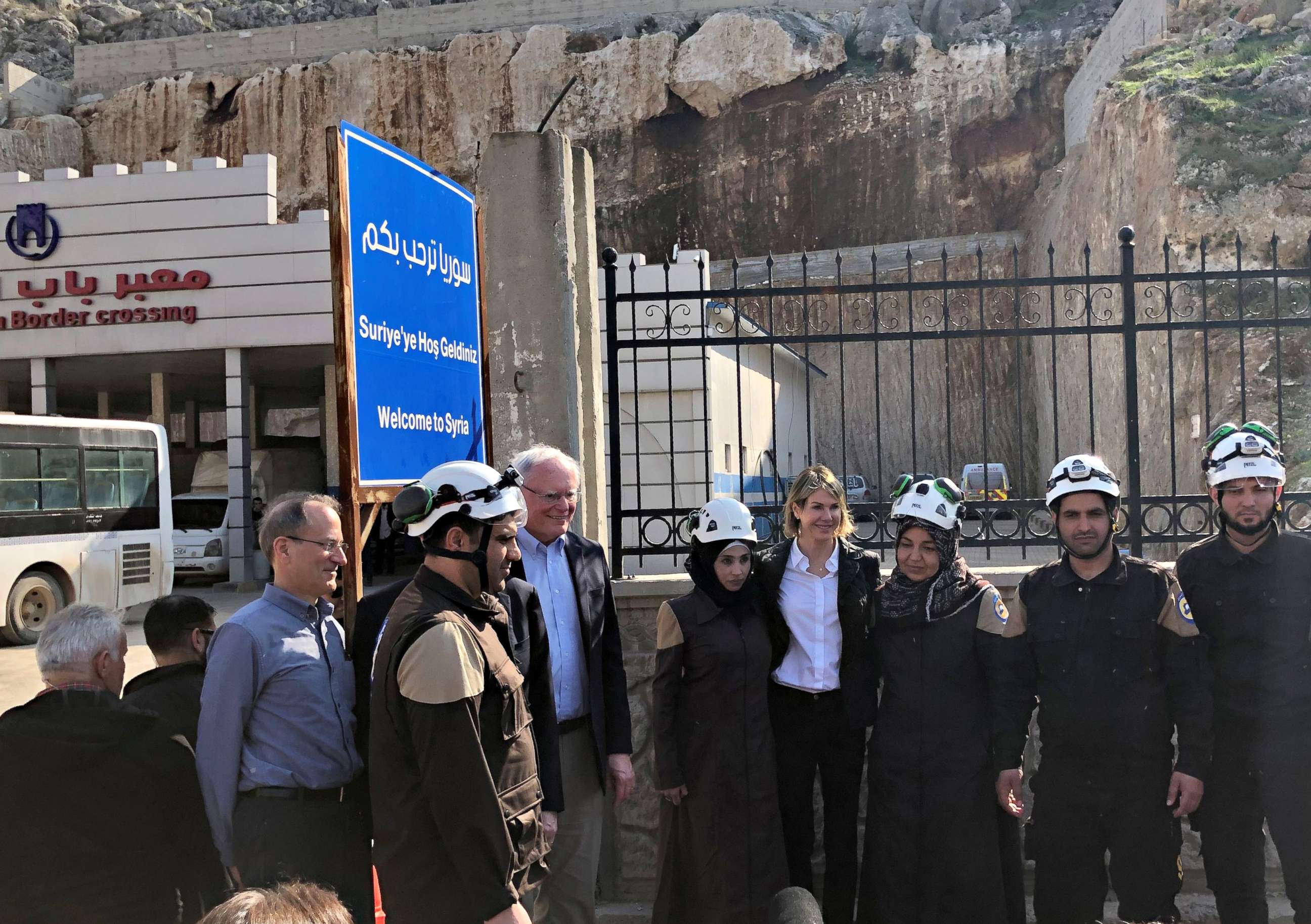 PHOTO:U.S. Ambassador to the United Nations Kelly Craft and James Jeffrey, the U.S. envoy for Syria, pose with rescue workers at the Syrian crossing point of Bab al-Hawa near Turkey's Cilvegozu border gate, in Idlib governorate, Syria, March 3, 2020.