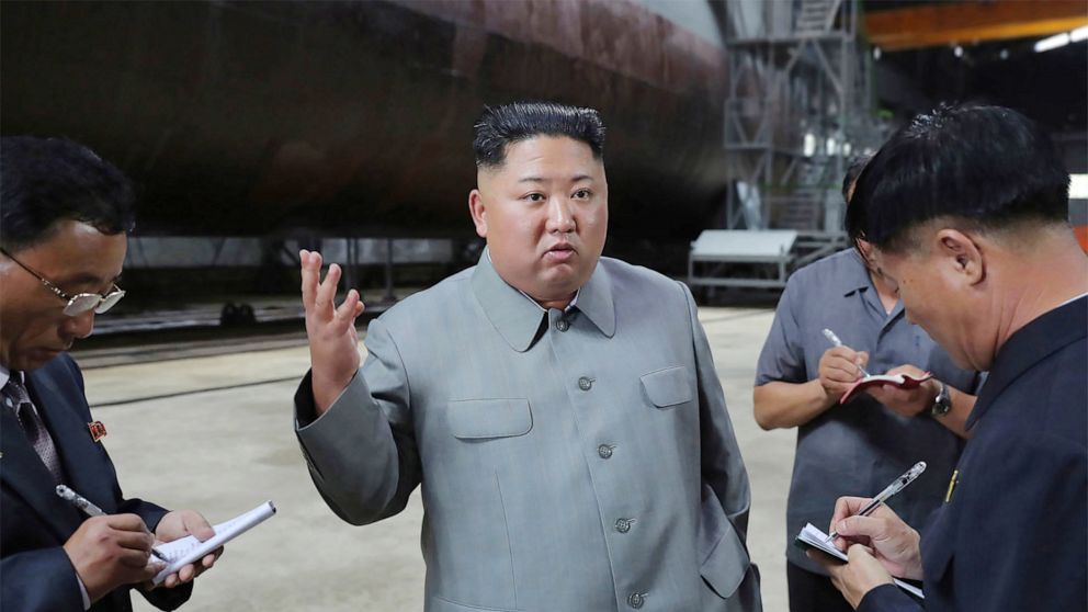 Kim Jong Un inspects newly built submarine