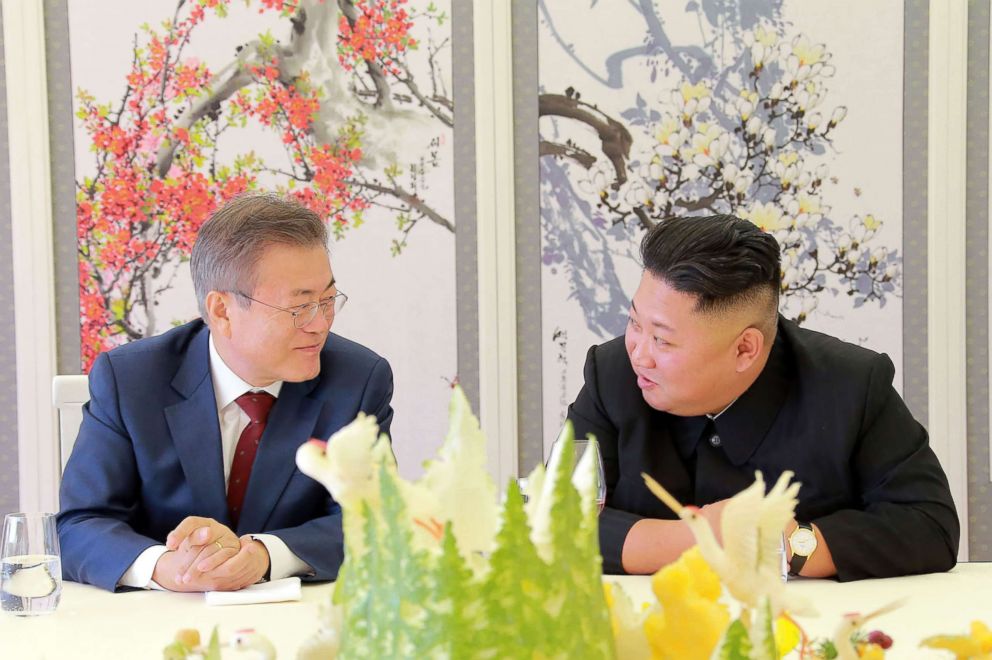 PHOTO: North Korea's leader Kim Jong Un talks to South Korean President Moon Jae-in during a visit to Samjiyon guesthouse near Mount Paektu in Samjiyon in this picture taken Sept. 20, 2018, and released by Korean Central News Agency (KCNA) via KNS.