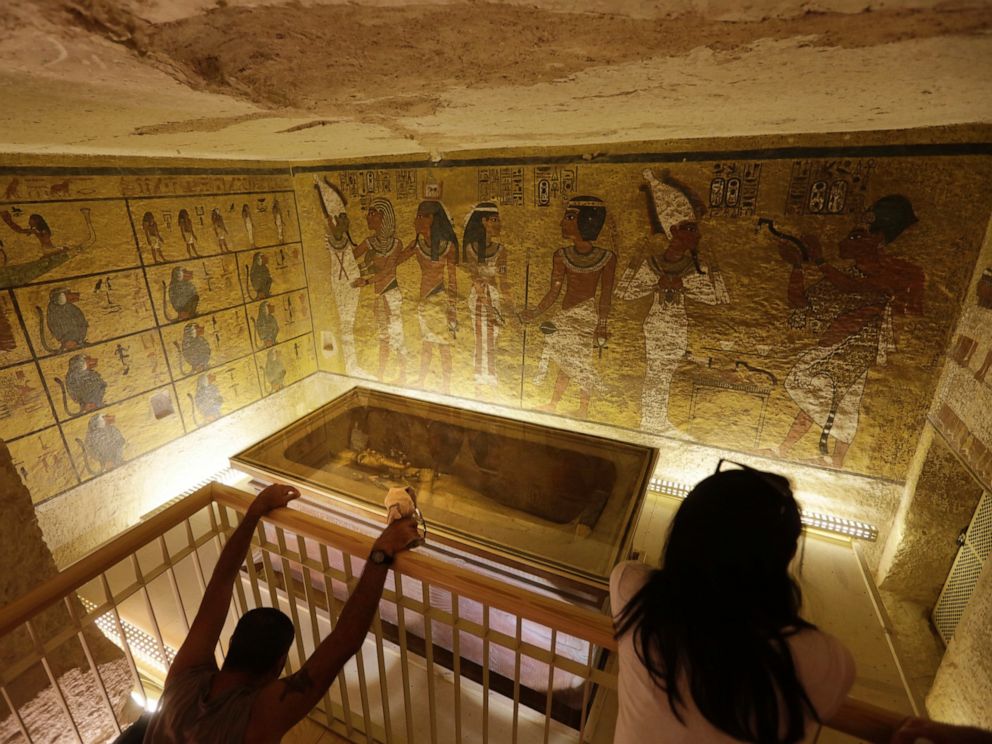 PHOTO: In this Thursday, Nov. 5, 2015, file photo, tourists look at the tomb of King Tut as it is displayed in a glass case at the Valley of the Kings in Luxor.