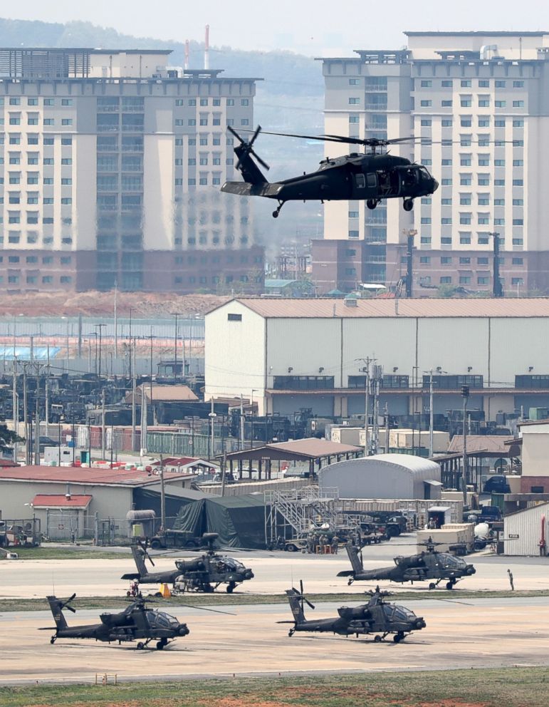 PHOTO: A UH-60 chopper returns to the U.S. army base Camp Humphreys after a training in Pyeongtaek, South Korea, April 26, 2018, one day ahead of the inter-Korean summit.