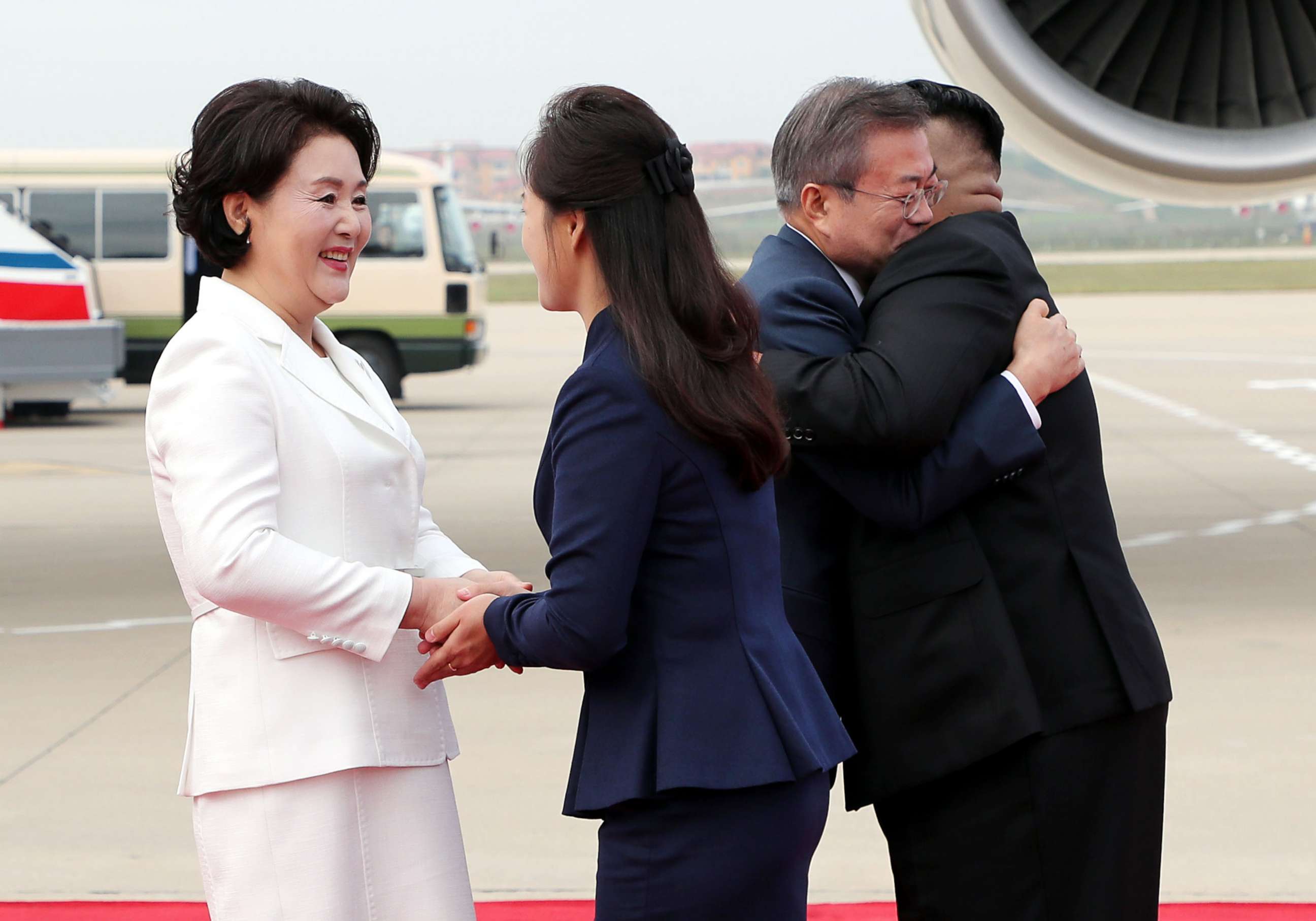 PHOTO: North Korean leader Kim Jong Un welcomes South Korean president Moon Jae-in and at North Korean citizens at Sunan International Airport, Pyongyang North Korea. Sep 18, 2018. 