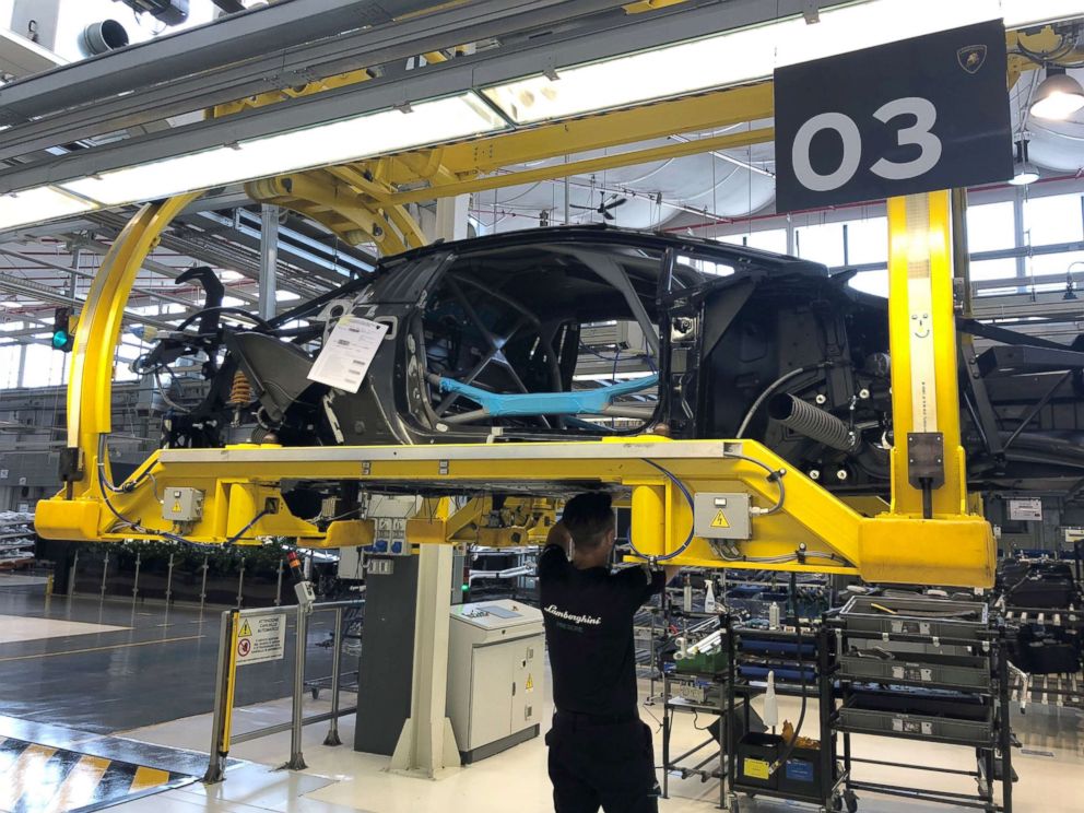 Inside Lamborghini's state-of-the-art factory that turns steel into  automotive magic - ABC News