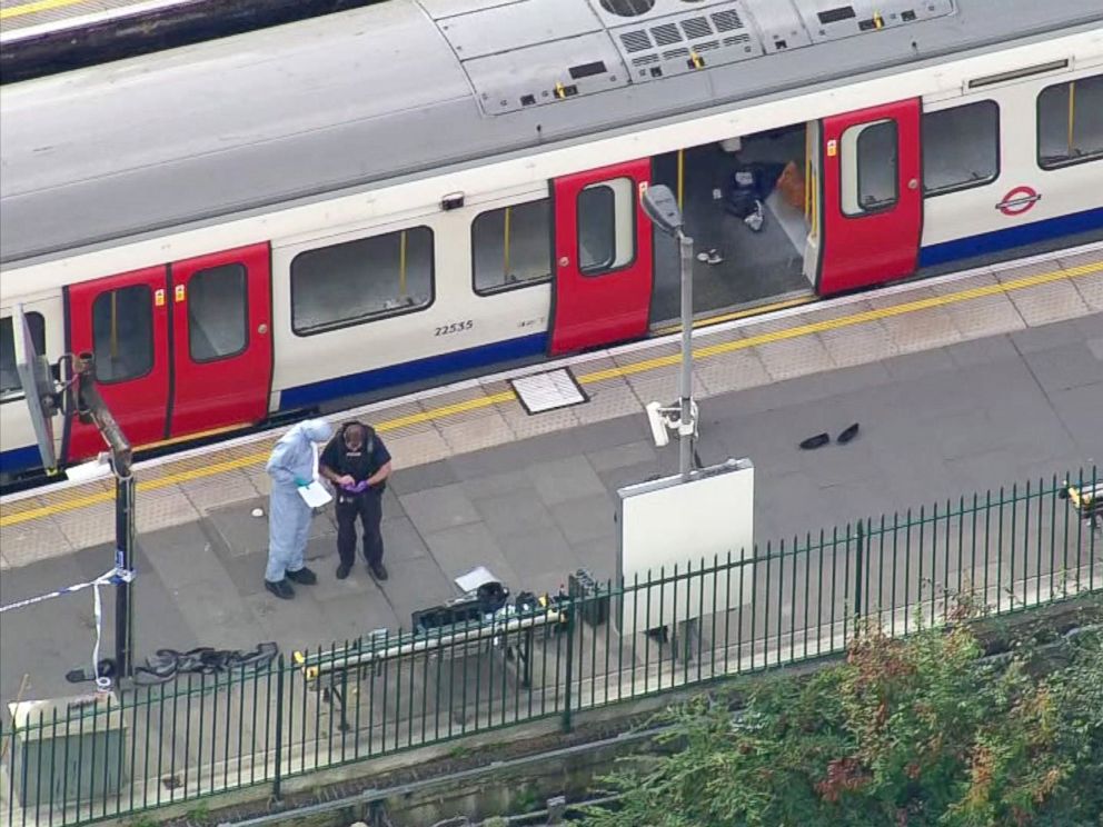 PHOTO: Forensic officers work at the Parsons Green Underground Station after an explosion in London Sept. 15, 2017.