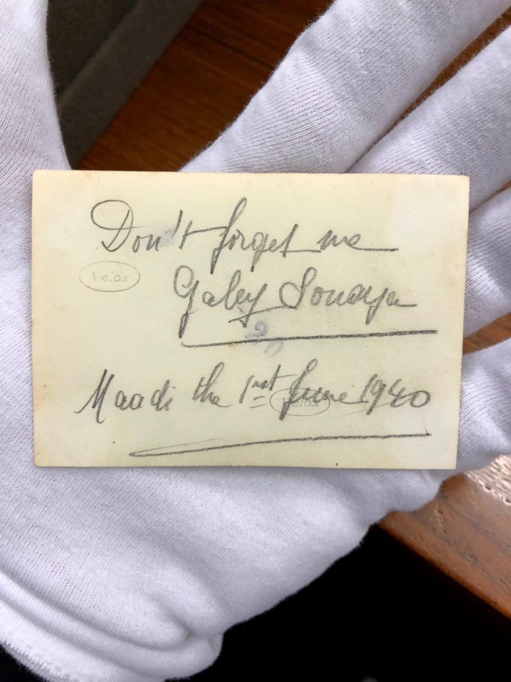 PHOTO: The message Gabriella Sawaya, James Longman's grandmother, wrote on the back for his grandfather, Harold Claridge.
