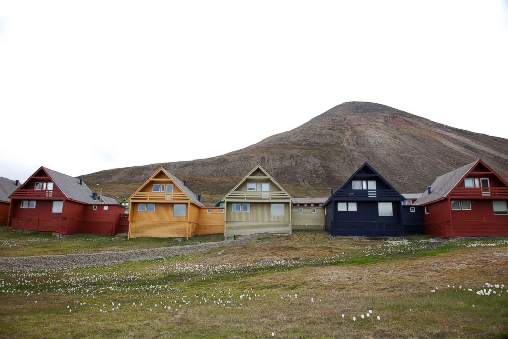 PHOTO: A row of house in Longyearben, Svalbard in Norway.