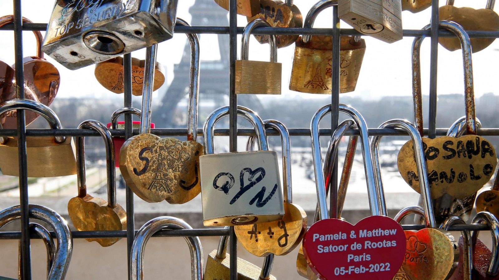 Parisian Love Lock & Key