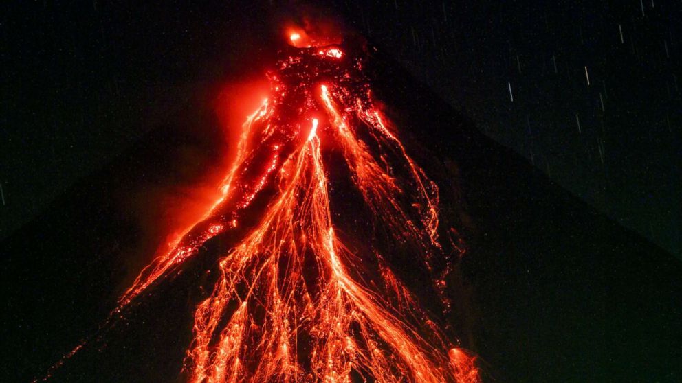 Meter Exploding Violent explosion at the Philippines' most active volcano, 'hazardous ...