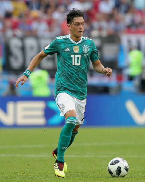エジル ドイツ代表 ユニフォーム レアルマドリード mesut OZIL S mesut-ozil-gty-mem-