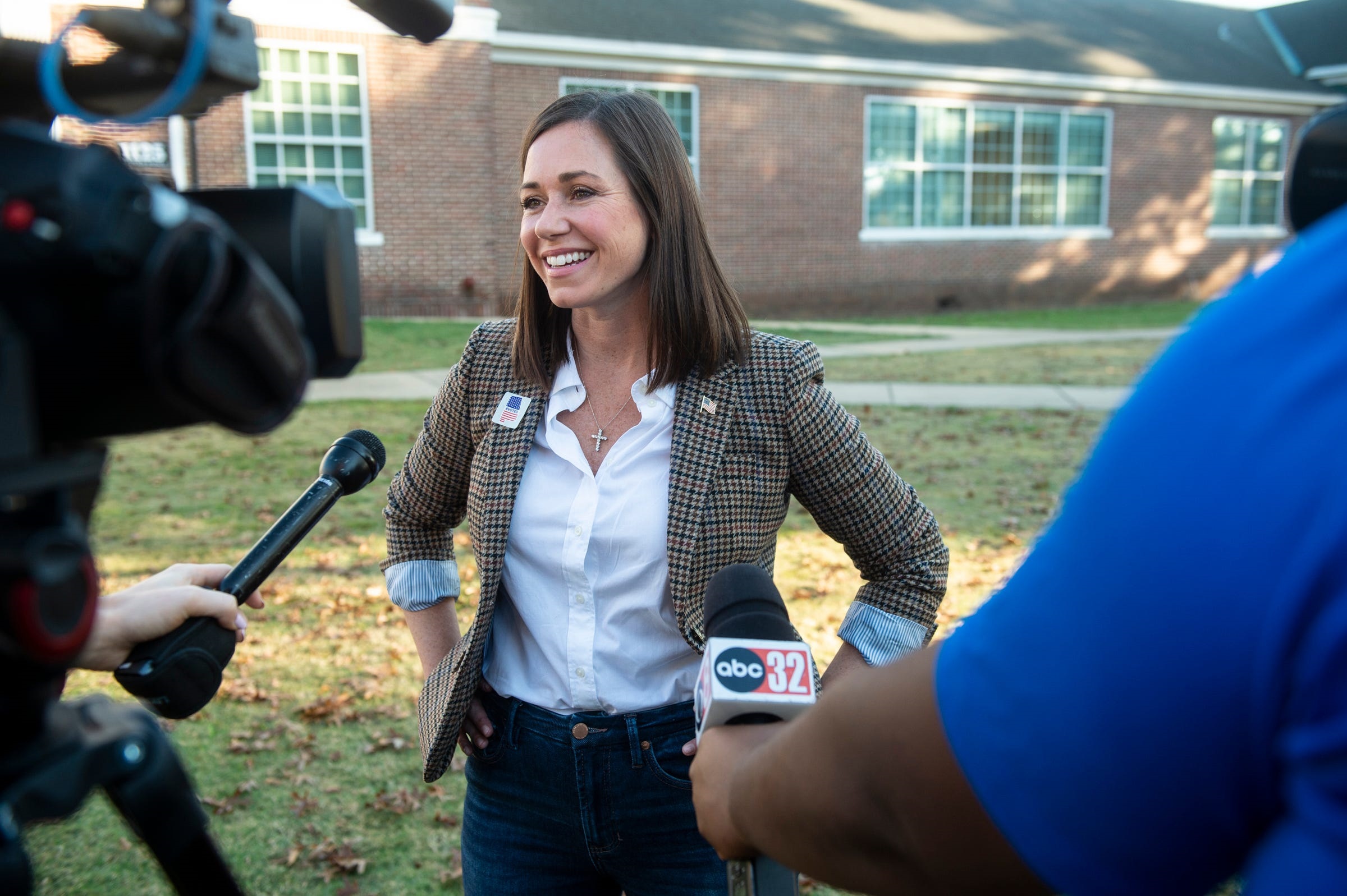 PHOTO: Senate candidate Katie Britt talks to the media after voting at Huntingdon College in Montgomery, Ala., Nov. 8, 2022.